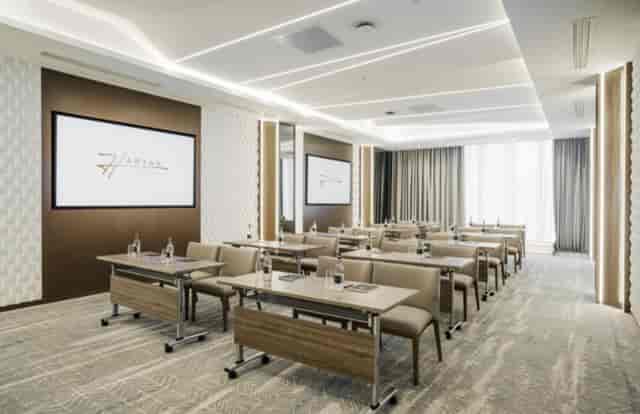Seven Visions Resort & Places, The Dvin - image 2