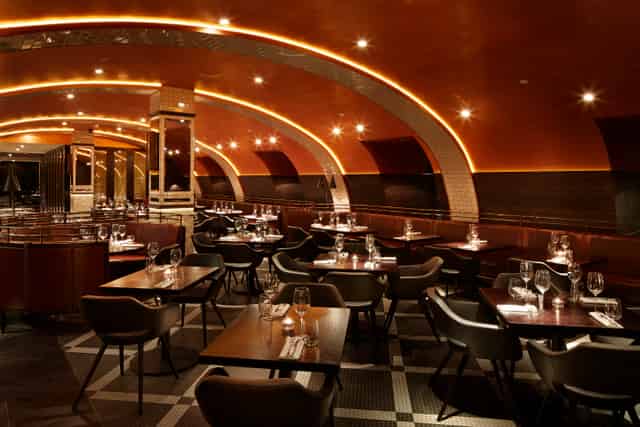 Banquette Dining 