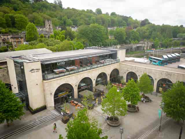 Ludo Bar Bath: Versatile outdoor plaza, ideal for corporate offsites and networking events.