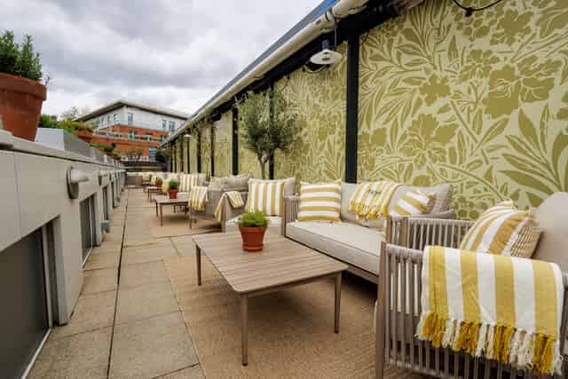 Outdoor roof terrace