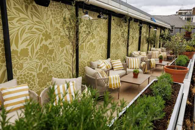 Outdoor roof terrace