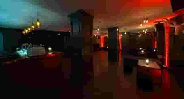 Looking Glass Cocktail Club