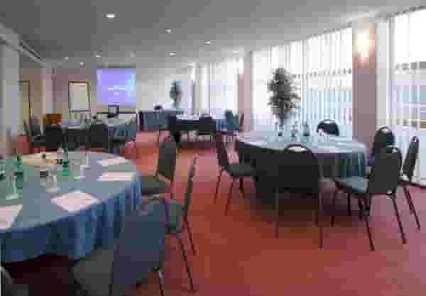 St Giles Classic Hotel Heathrow