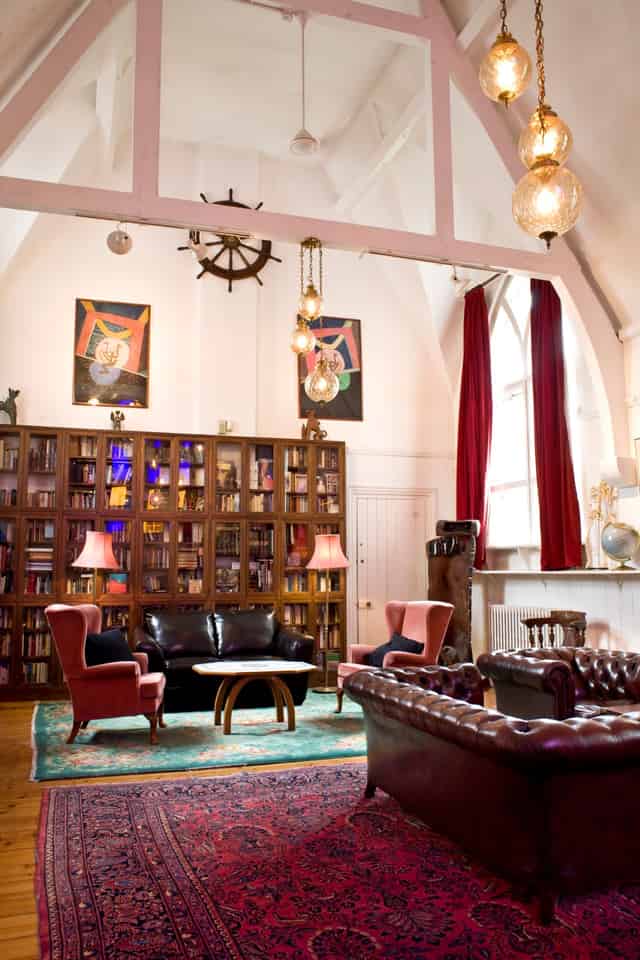 Club Room