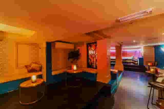 The Deco Lounge