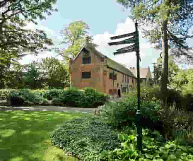 Tudor Barn Eltham