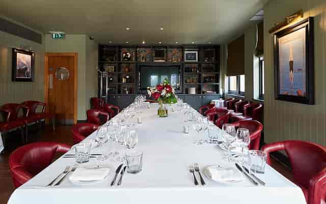 Private dining room at Albert's, elegant table setting for corporate events and private dinners.
