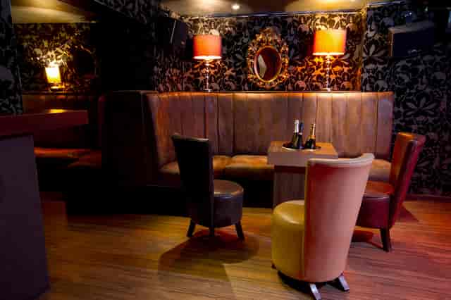 Stylish lounge with plush seating for intimate meetings and networking events.