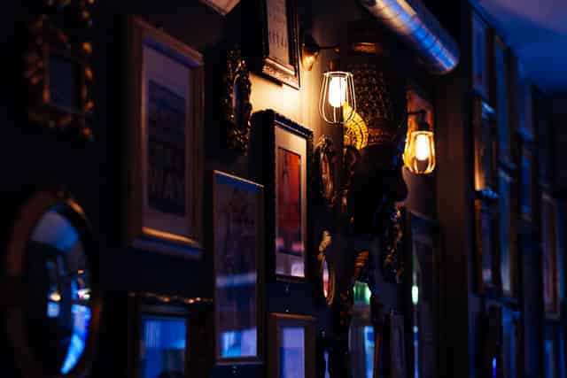 Lounge Bar