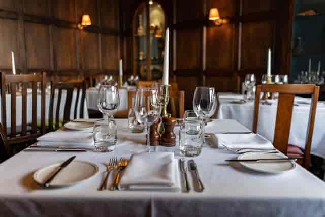 Elegant dining table in The Cabin Room, ideal for intimate events and corporate dinners.