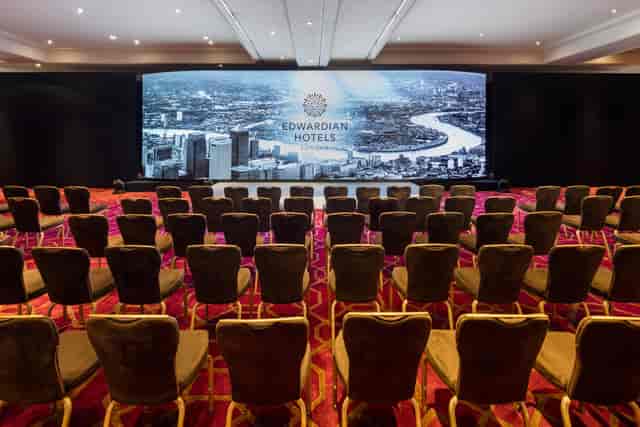 Commonwealth Suite at Radisson Blu Heathrow, elegant chairs for conferences and presentations.